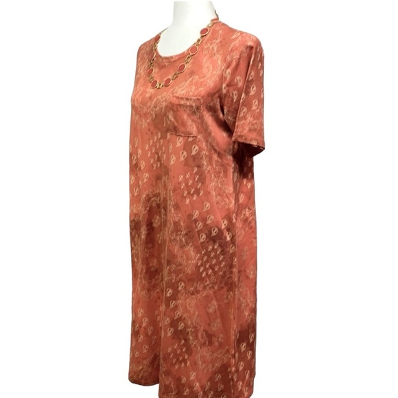 Logo Pocket Tee Shirt Floral Paisley Dress - Picture 3 of 5